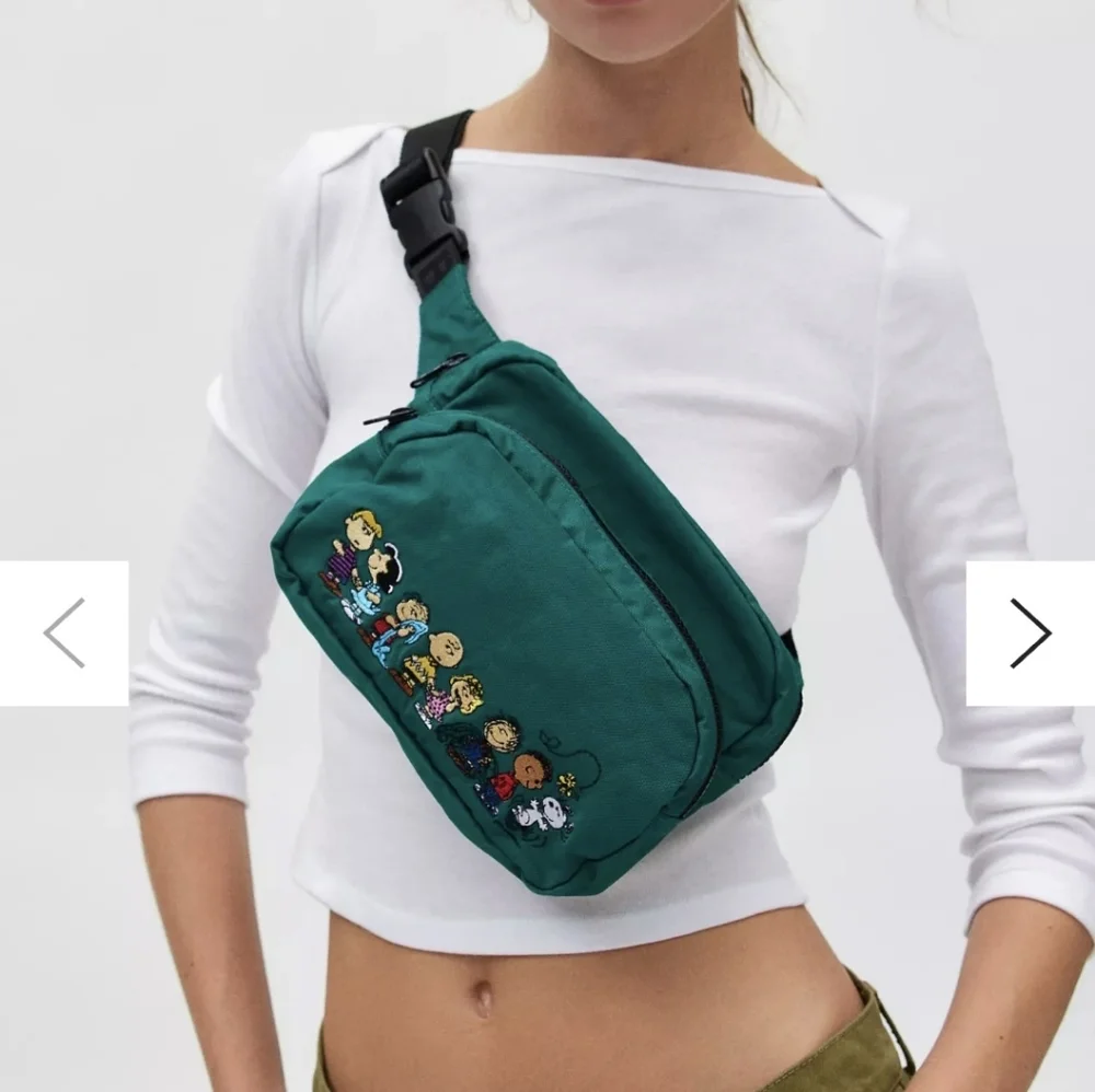 NWT Baggu Peanuts Fanny Pack - Picture 1 of 7